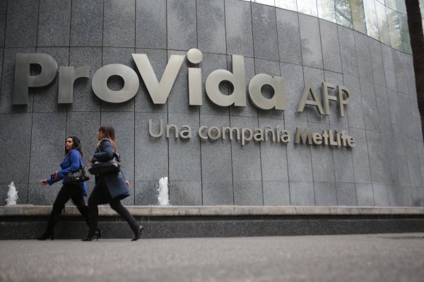 Millonaria multa a AFP Provida por alterar edades de afiliados para hacerlos pasar como jubilados