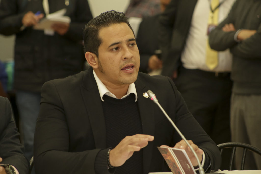 Ronny Aleaga, asambleísta de Ecuador: «Quien realmente ha estado cogobernando con Moreno estos años es Lasso»