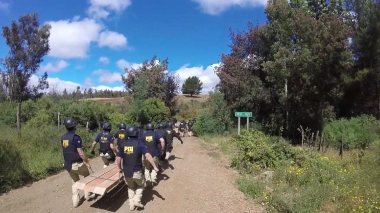 Coordinadora Arauco Malleco por operativo PDI en Temucuicui: Pretenden vincular la causa mapuche con el narcotráfico y el crimen organizado