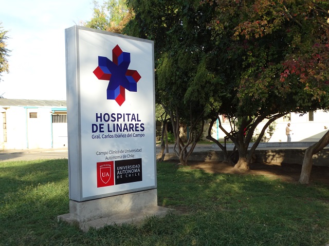 Denuncian que Hospital de Linares entregó dos cuerpos de víctimas del COVID-19 a familias equivocadas