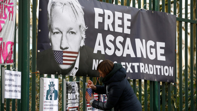 Justicia británica deniega libertad bajo fianza para Julian Assange