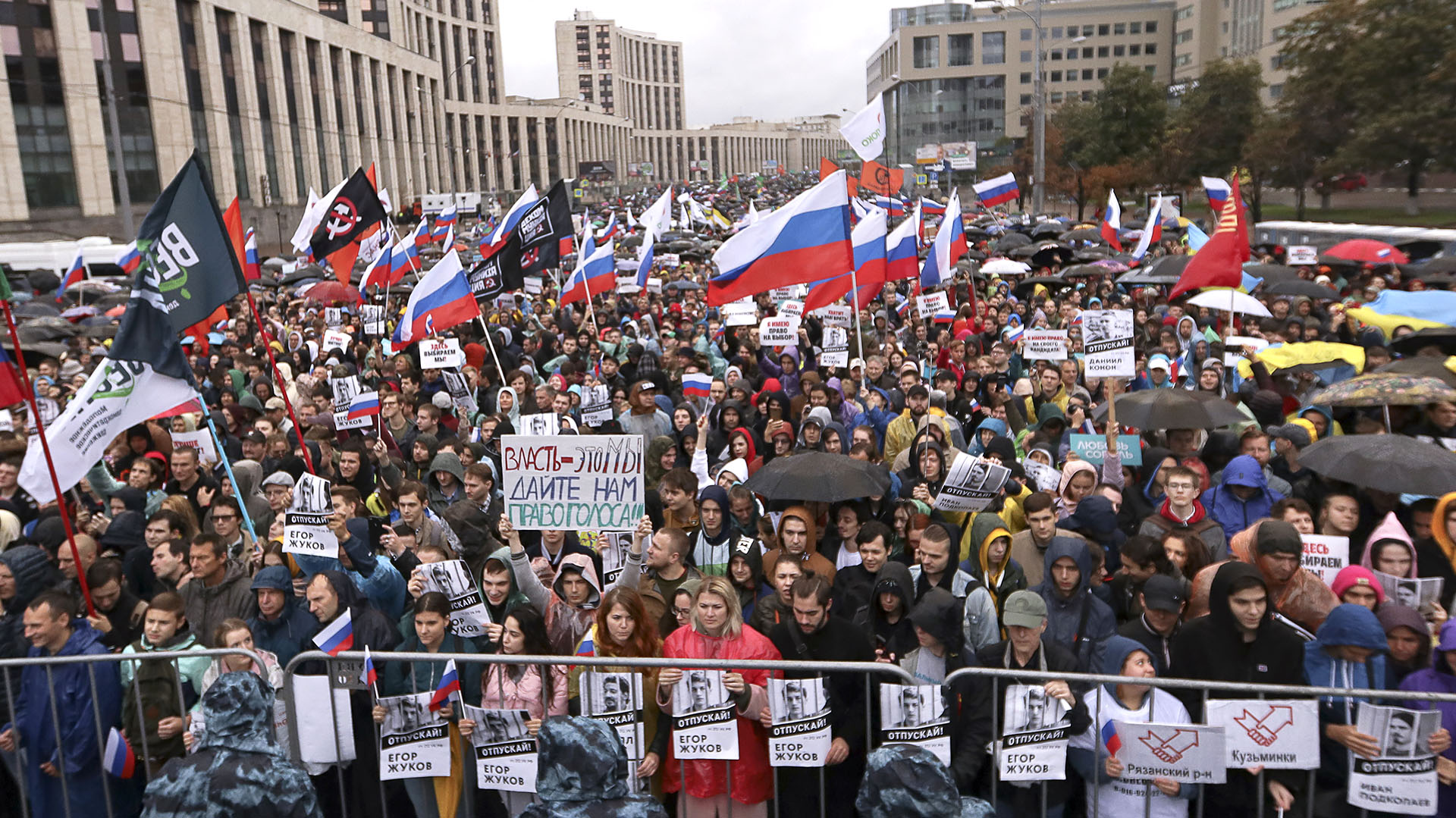 Más de 2 mil detenidos en Rusia tras protestas en apoyo a Alexei Navalny