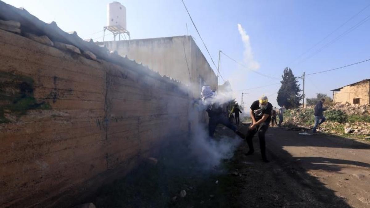 Joven palestino queda tetrapléjico tras recibir disparo de soldado israelí