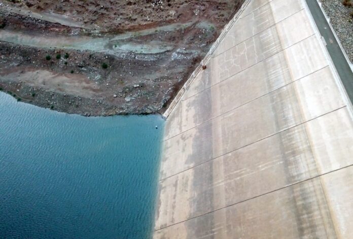 Crece conflicto por construcción de pozos en Peralillo para abastecer de agua potable a Illapel