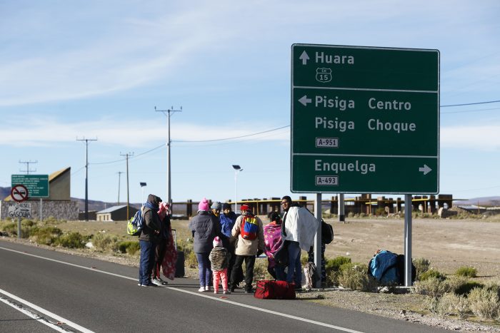 Ministro Delgado se reúne con Fuerzas Armadas para analizar la situación de crisis humanitaria