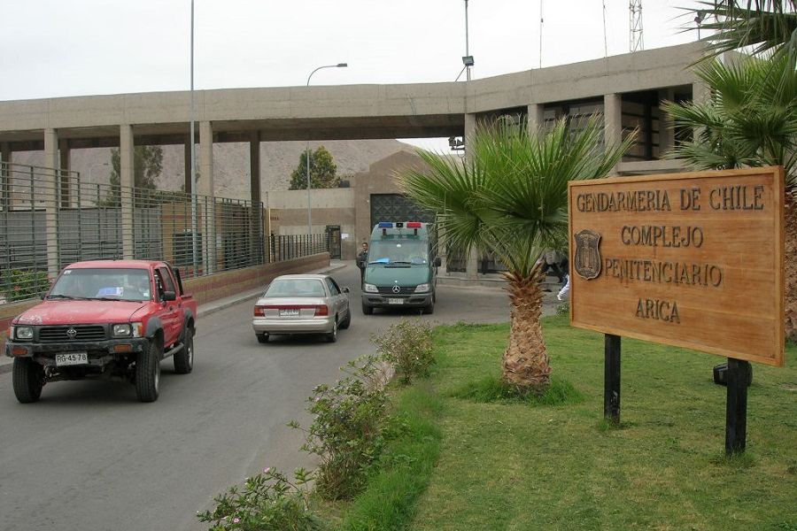 Anuncian investigación tras denuncia contra funcionarios acusados de torturar a interna trans en cárcel de Arica