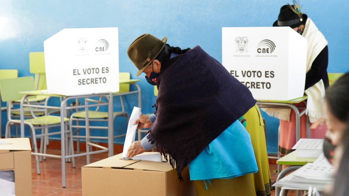 CNE Ecuador: conteo de votos podría finalizar este fin de semana