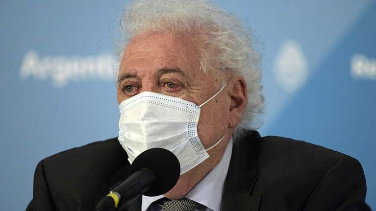 Argentina: escándalo por «vacunatorio VIP» provoca renuncia del ministro de salud