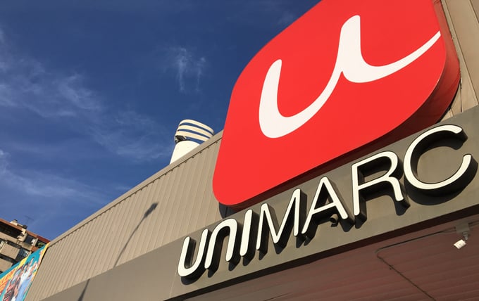 fachada unimarc