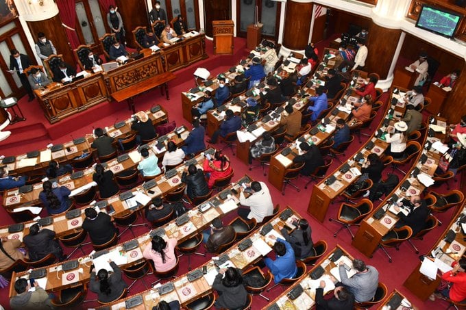 parlamento bolivia decreto amnistía