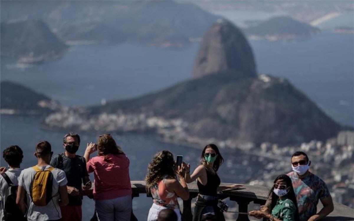 Río de Janeiro: anuncian severas sanciones para organizadores de fiestas clandestinas durante el carnaval