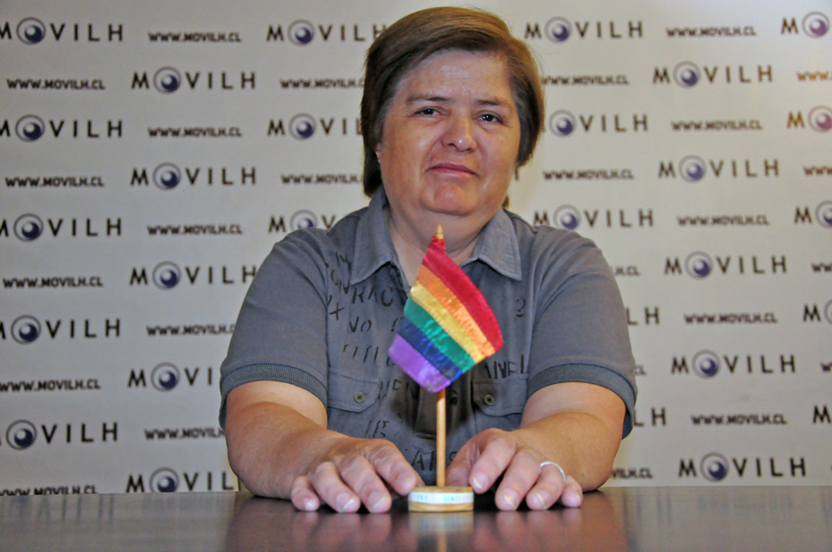 Poderoso grupo estadounidense impulsa campaña lesbofóbica para que Corte Interamericana falle contra profesora chilena
