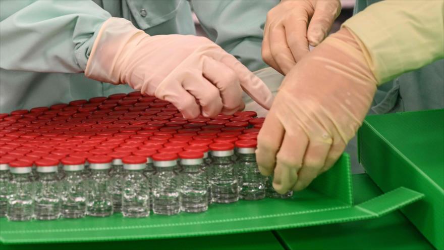 UE recibirá dosis adicionales de vacunas tras conflicto con laboratorios