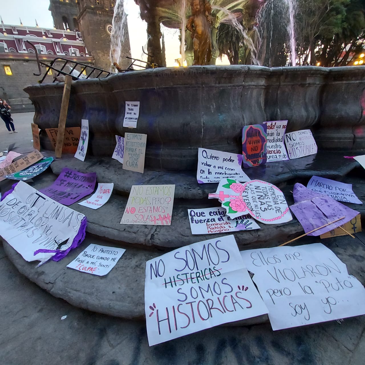 Nace frente feminista ante la represión del 8M