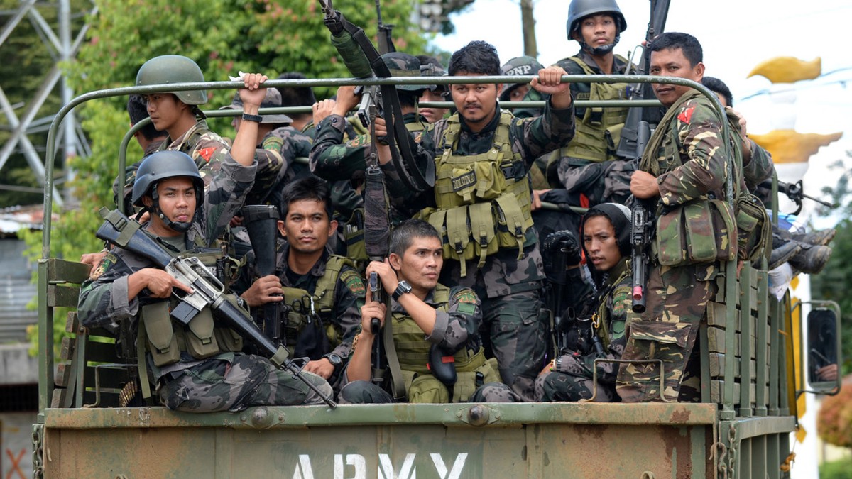Duterte ordena «acabar con los rebeldes comunistas» y la policía de Filipinas asesina a nueve personas