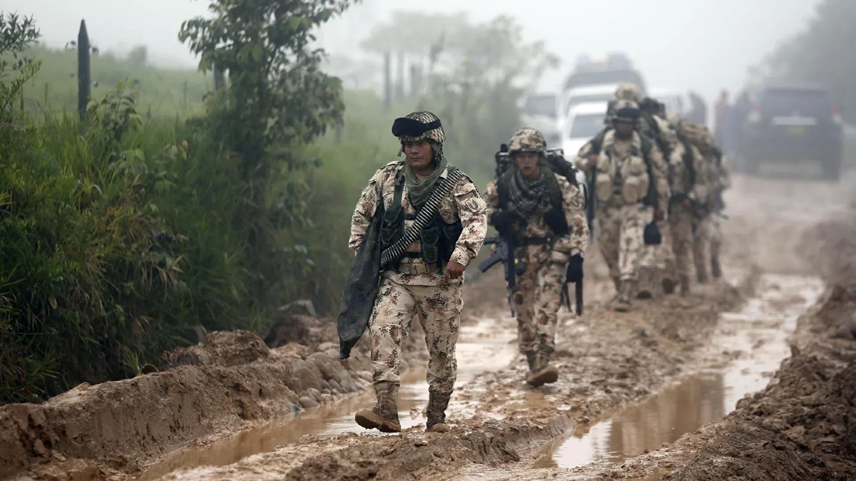 Guardia indígena libera a los nueve militares retenidos en Colombia