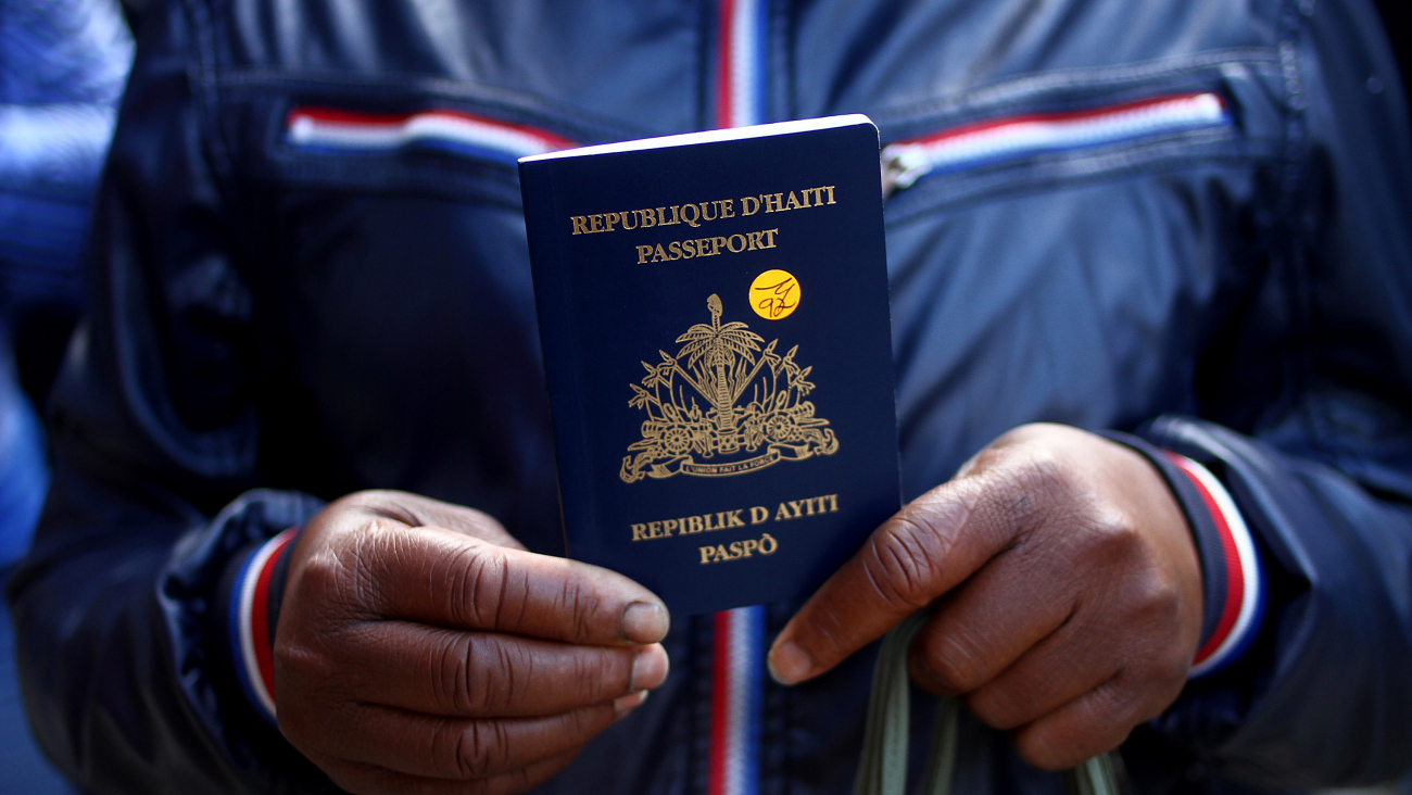 Justicia ordena al Minrel otorgar visas de reunificación familiar a cónyuges e hijos de 97 ciudadanos haitianos residentes en Chile