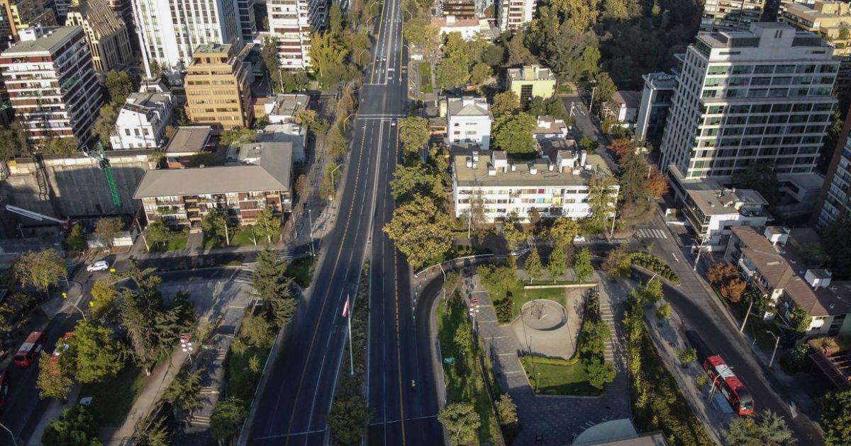 Toda la Región Metropolitana entra a cuarentena, por primera vez desde el comienzo de la pandemia, y a dos semanas de las elecciones