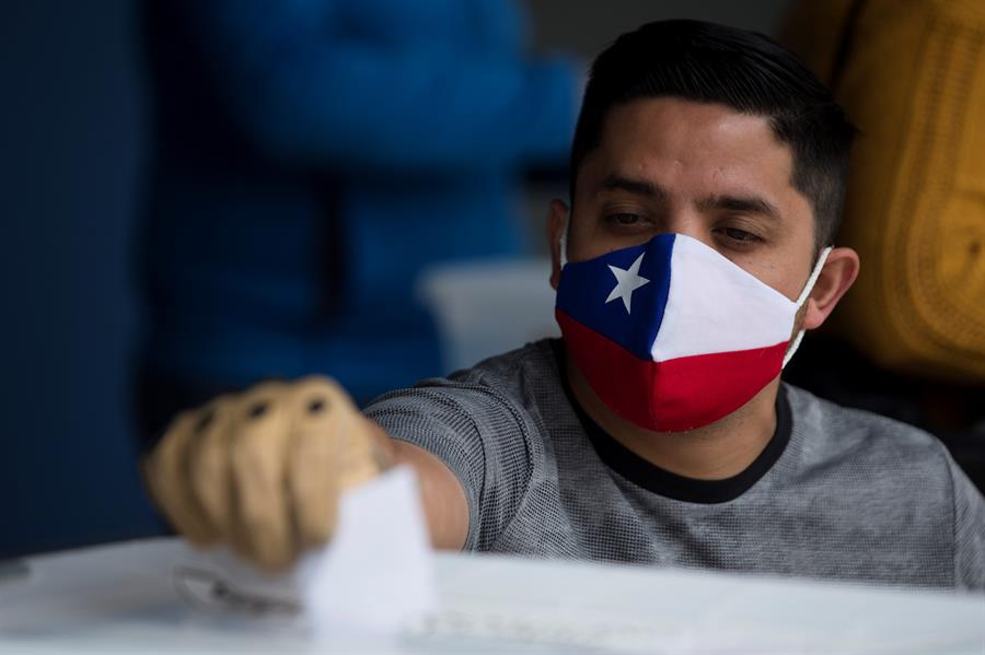 Adelantan para el lunes sesión para discutir postergación de elecciones de abril ante crisis sanitaria