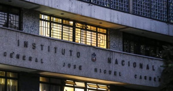 Tribunal declara acoso laboral en demanda presentada por trabajadora del Instituto Nacional contra Municipalidad de Santiago
