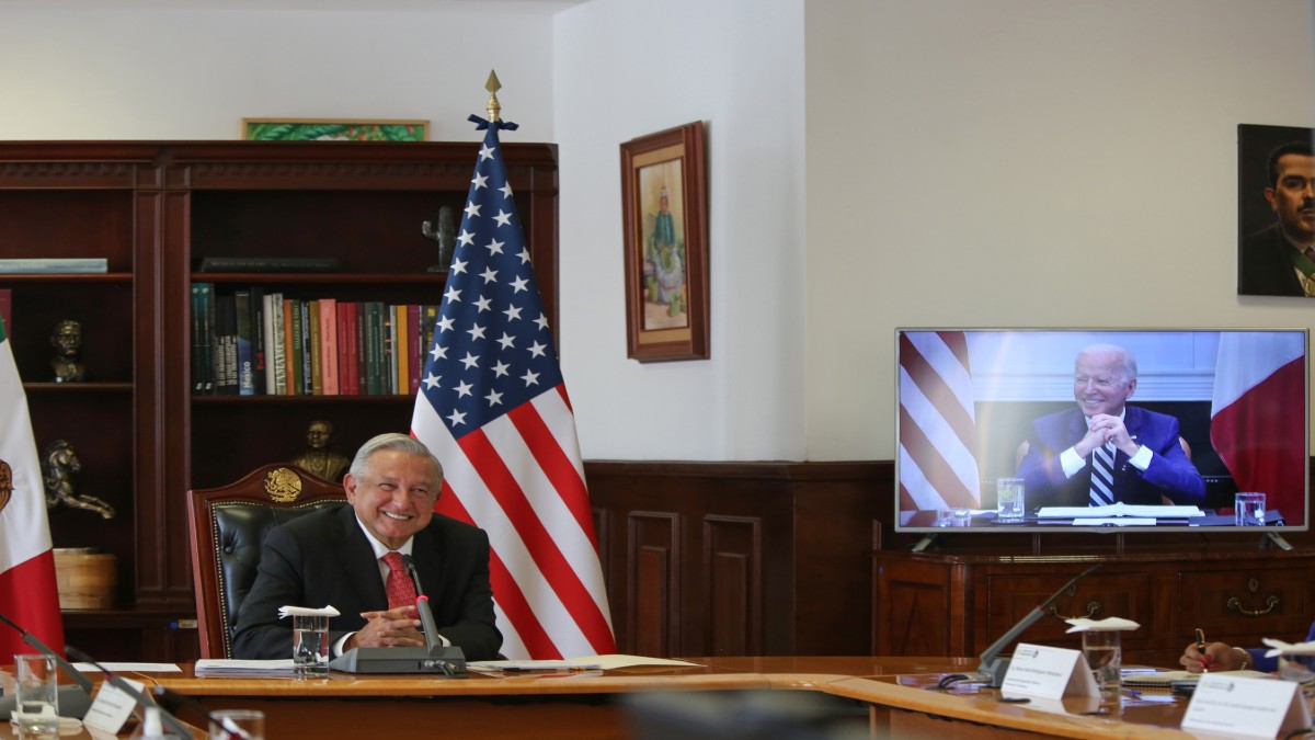López Obrador y Biden se comprometen a combatir contagios de la covid-19