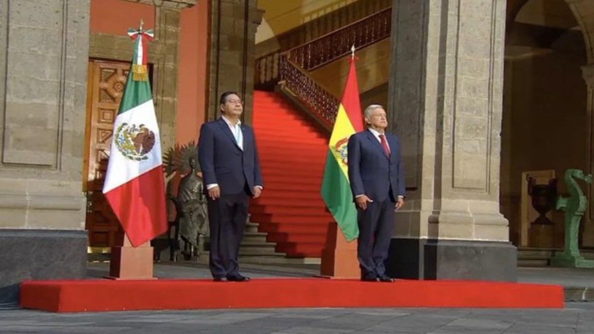 López Obrador recibió a las puertas del Palacio Nacional a su homólogo de Bolivia