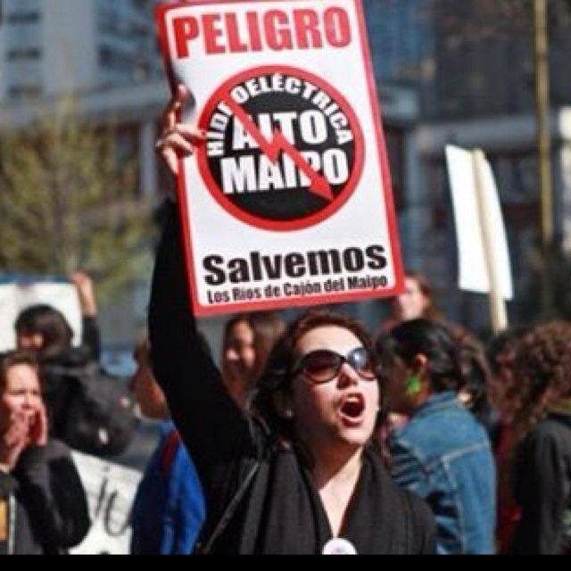 Nathalie Joignant, Candidata a Gobernadora por RM: “Piñera debe caducar concesión a Aguas Andinas por incumplir Ley de Servicios Sanitarios a favor de Alto Maipo (Aes Gener)”