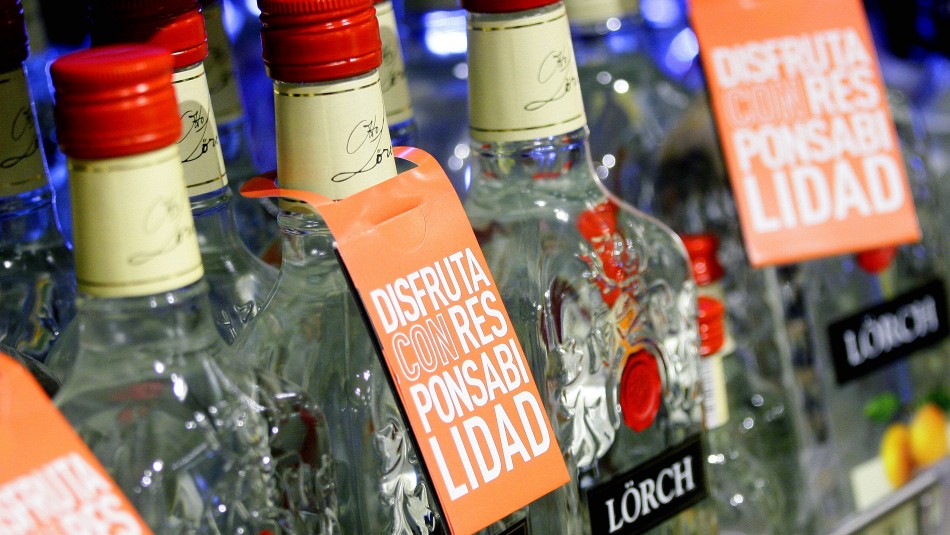 Congreso: Cámara aprobó en general proyecto que regula la publicidad de las bebidas alcohólicas