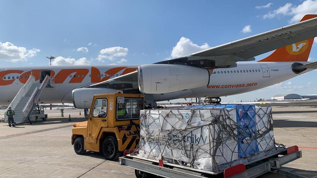 Arriba a Venezuela sexto cargamento de la vacuna rusa Sputnik V