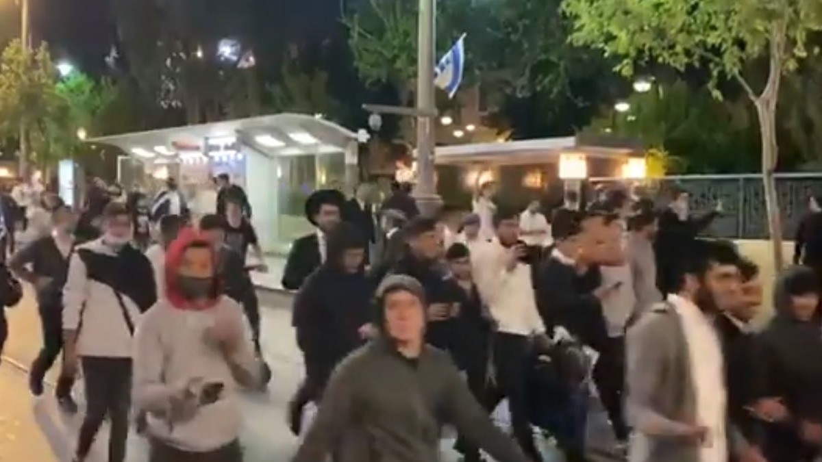 (Video) Se registran más de 100 heridos durante disturbios en Jerusalén