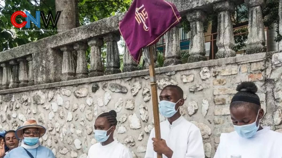 Liberan a tres religiosos secuestrados en Haití