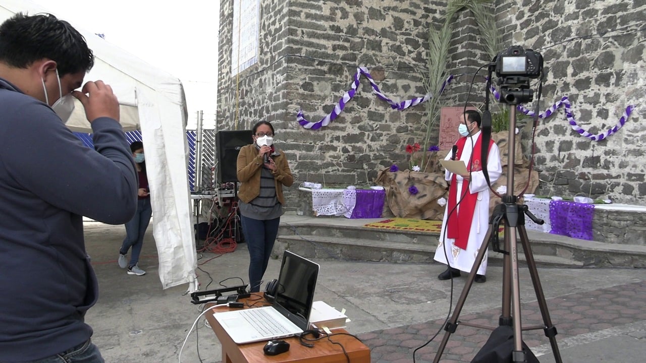 Viernes Santo: dos comunidades religiosas conmemoran a su modo