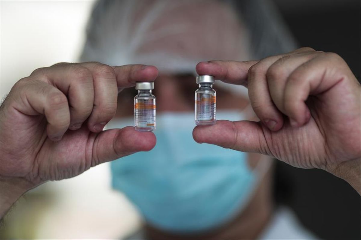 Fábrica china duplicará su producción de vacunas contra Covid-19 con tercera planta manufacturera