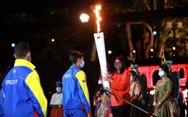 Fue encendida la Antorcha Libertaria y Bolivariana en Venezuela
