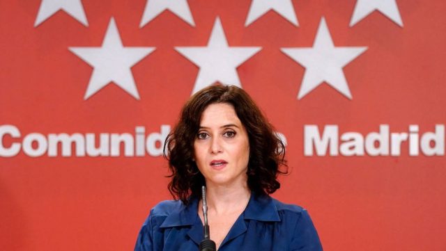 Detectan sobre con dos balas dirigido a la presidenta de la Comunidad de Madrid