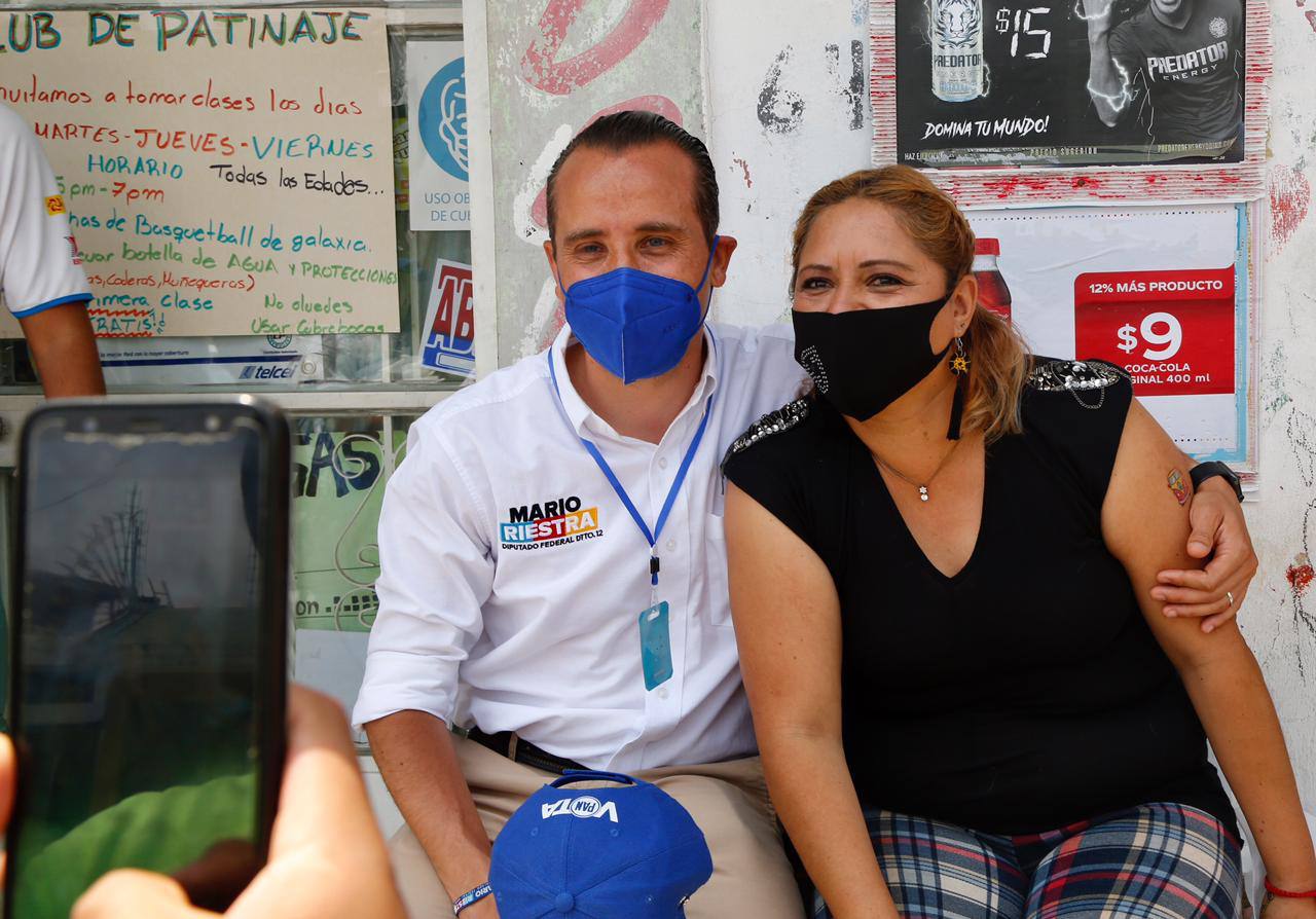 Rivera solapó a los ambulantes, reprocha Riestra