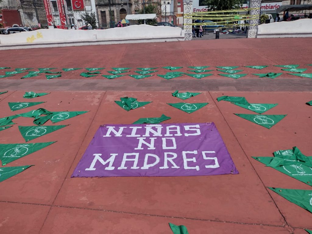 Urgen feministas a discutir, en el pleno, la despenalización del aborto en Puebla