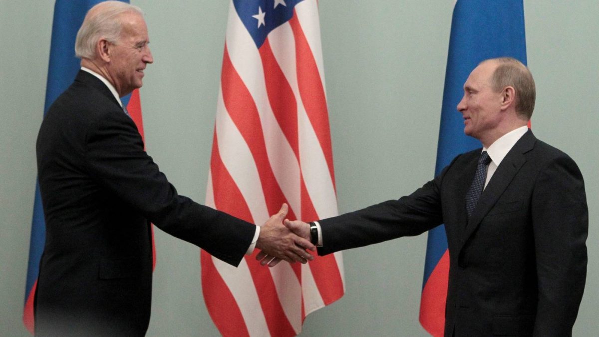 El embajador de EE.UU. en Rusia prevé volver a su país esta semana