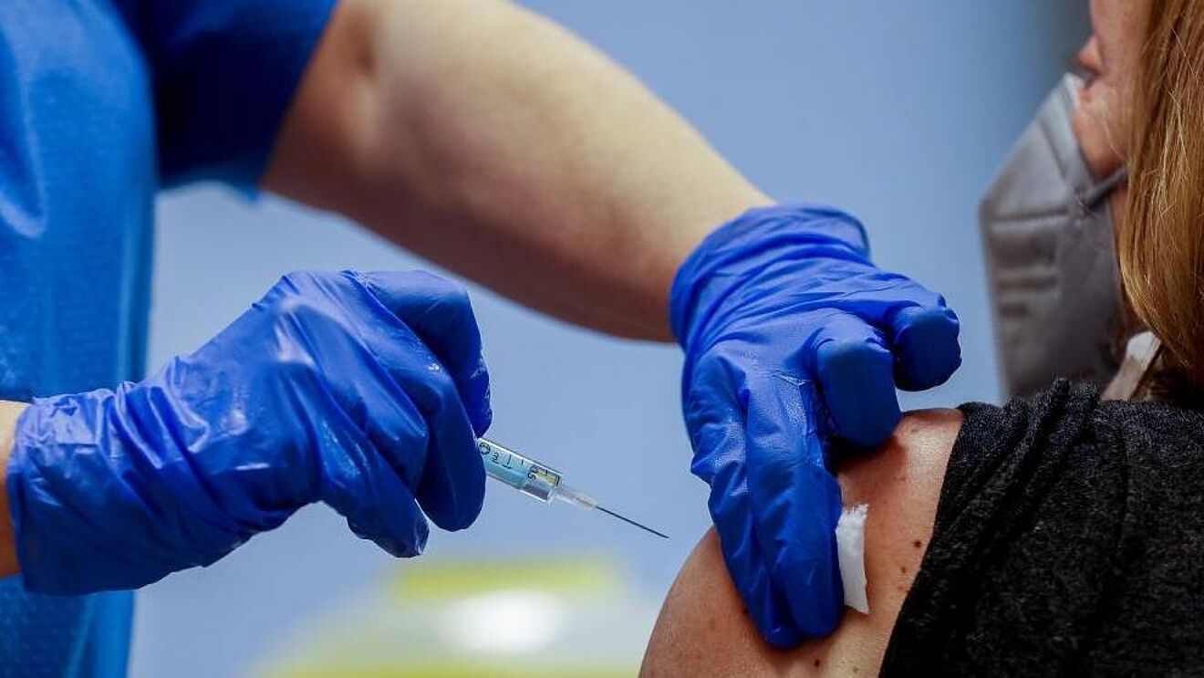 190 países ya cuentan con jornadas de vacunación contra el COVID-19