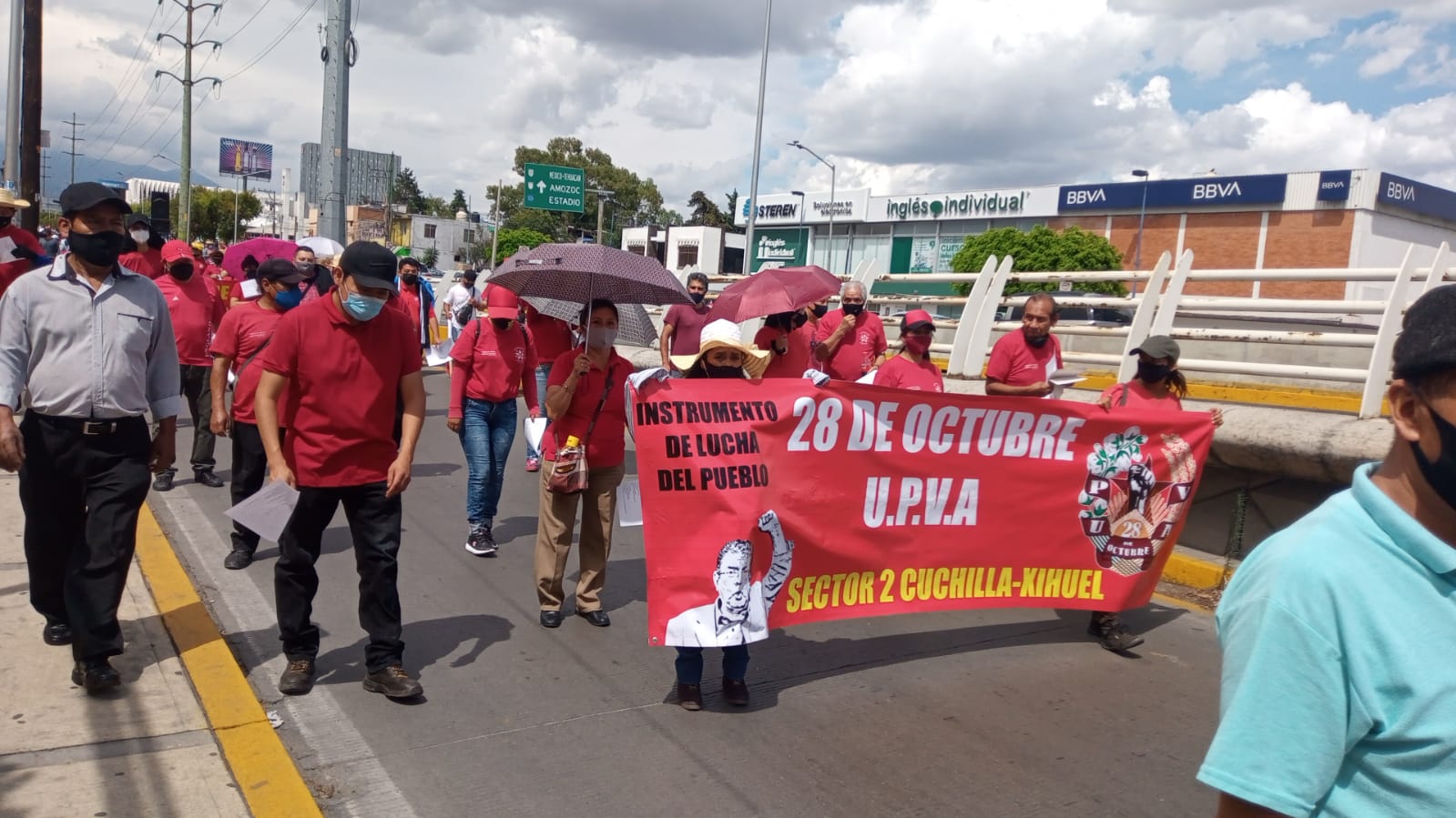 UPVA celebra con marcha el Día del Maestro