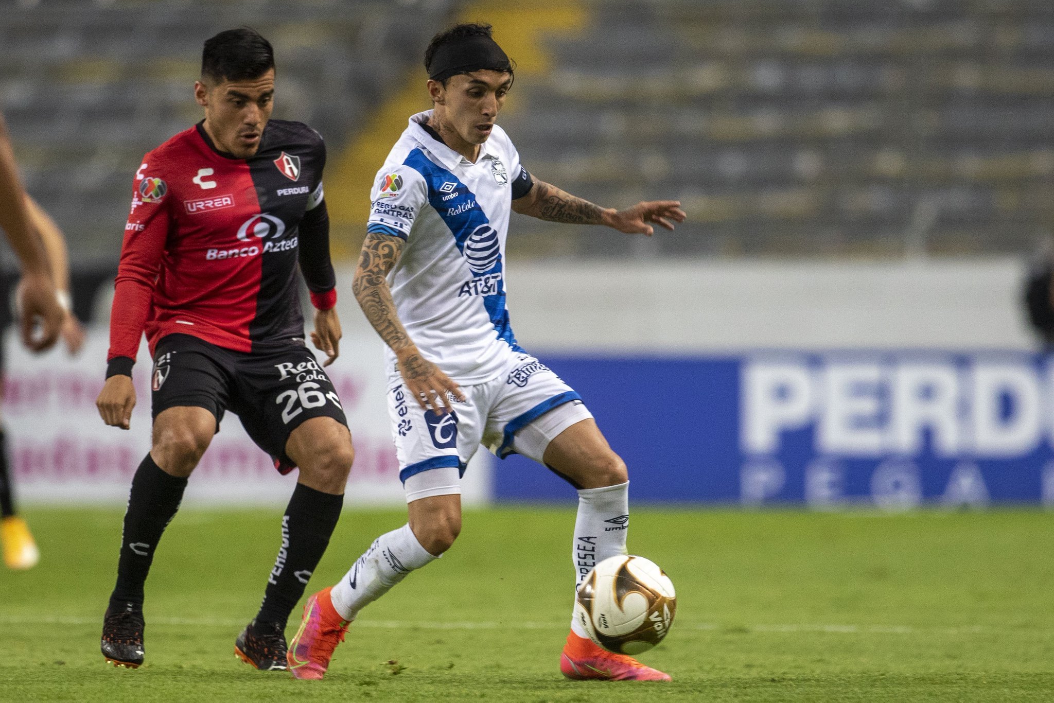 Zorros y poblanos chocan en duelo de liguilla; la primera parte de la fiesta es para el local