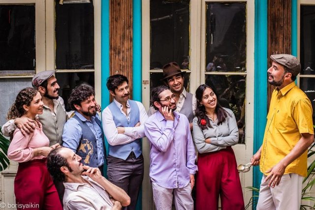 “Niño indio”: el nuevo video de Familia Bombo Trío que canta a Gabriela Mistral