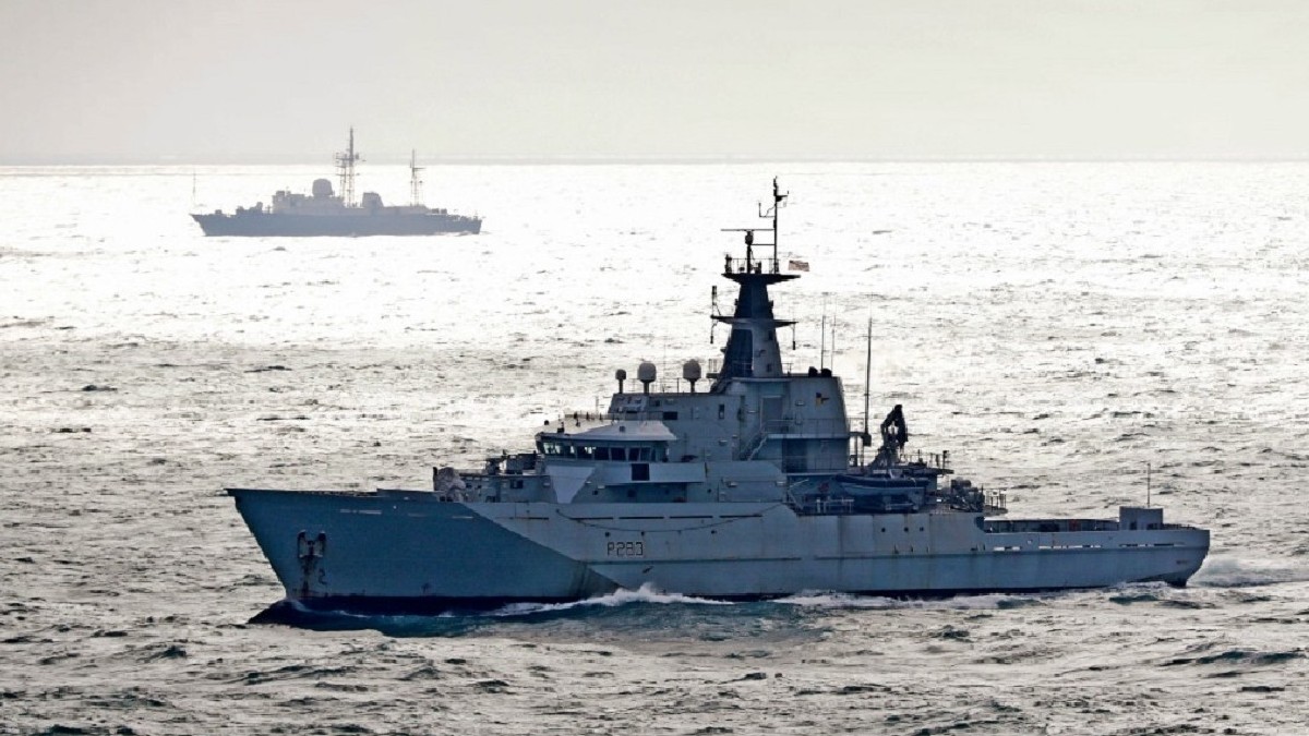 Reino Unido envía 2 patrulleros al canal de la Mancha como advertencia a Francia