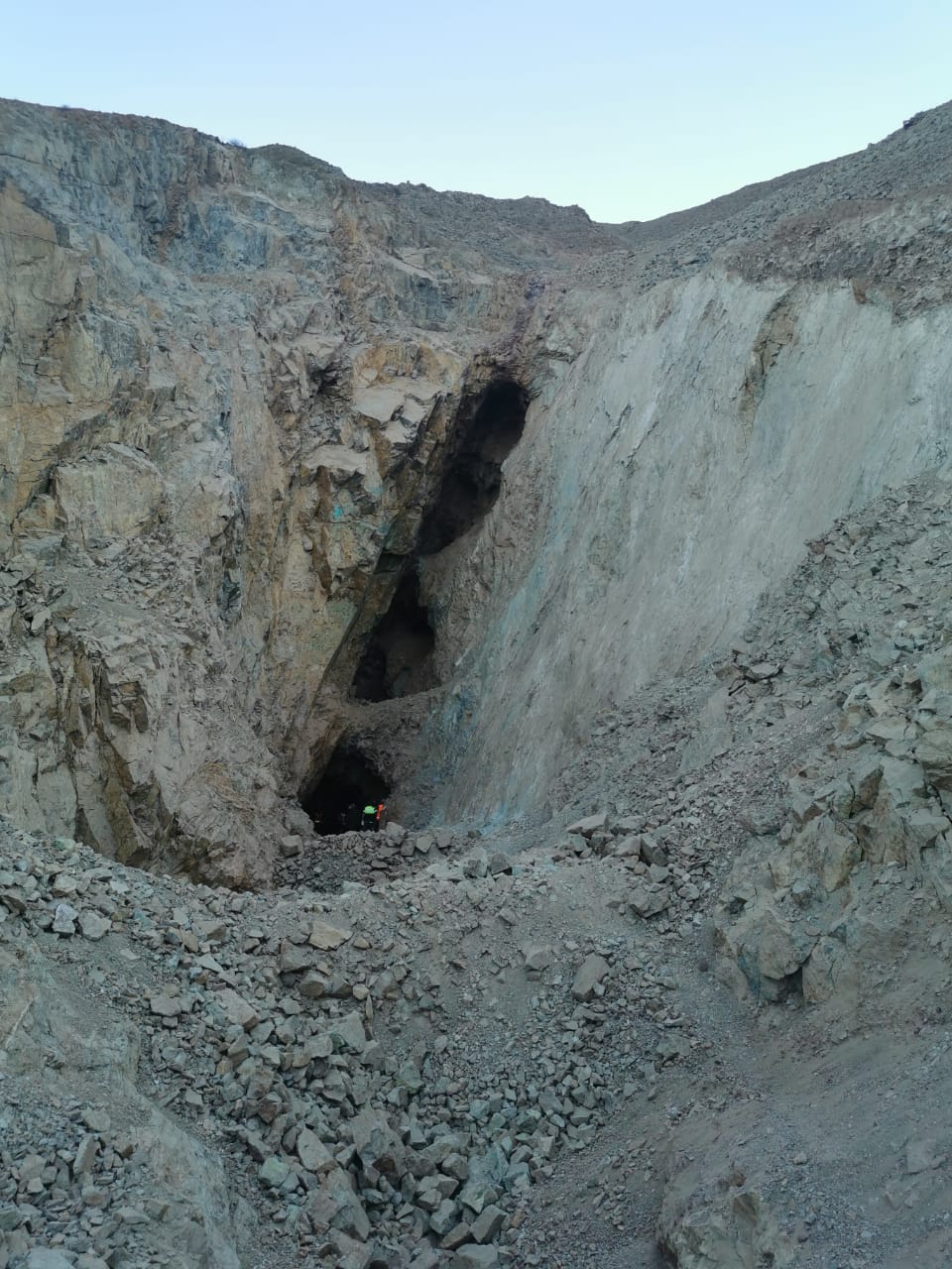 Tierra Amarilla: Trabajador muere tras derrumbe en mina que tenía prohibición de funcionamiento
