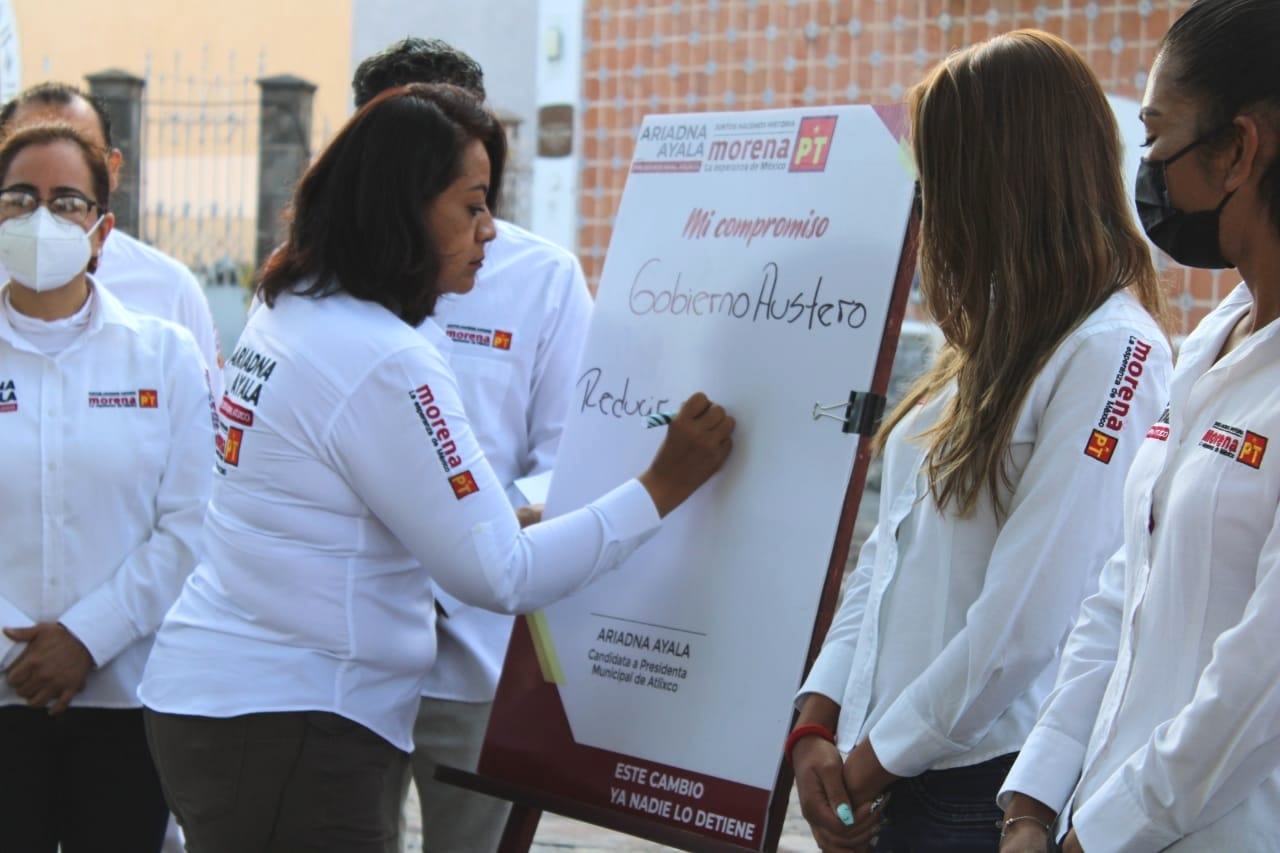 Ariadna Ayala, candidata a la alcaldía de Atlixco, de vuelta en su campaña
