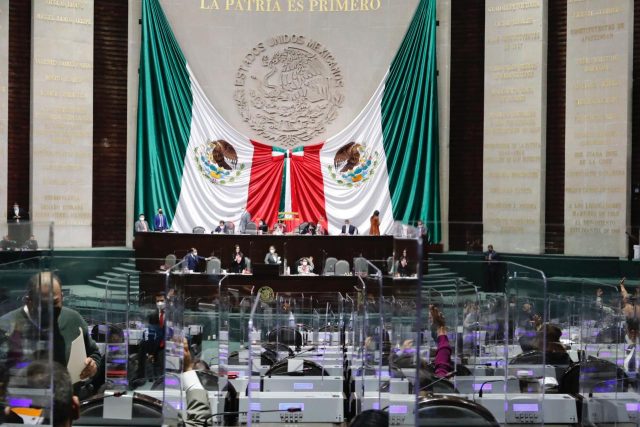 Si «Va por México» no legisla que no cobre: AMLO