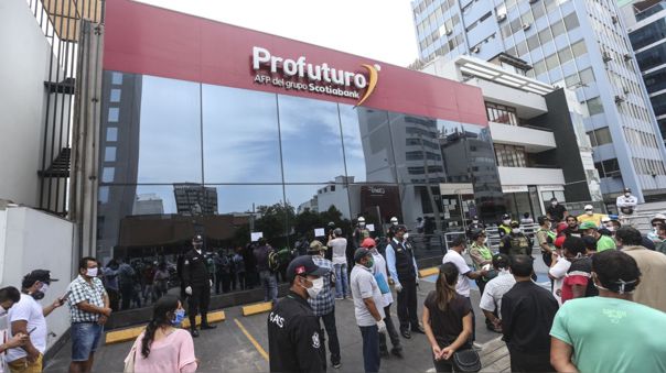 Congreso de Perú aprobó nuevo retiro de fondos del sistema privado de pensiones