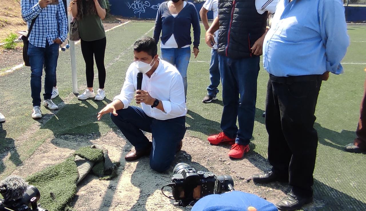 Eduardo Rivera Pérez en campaña