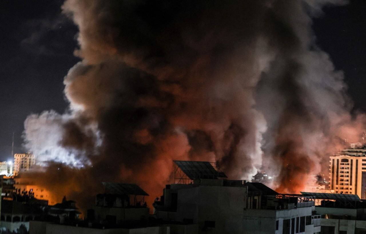 Israel sigue su ataque contra Gaza mientras agradece a EE.UU. por volver a bloquear una resolución de la ONU que pedía un alto el fuego