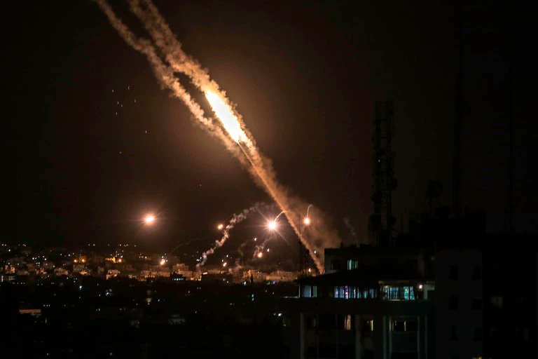 Israel bombardea esta madrugada la Franja de Gaza